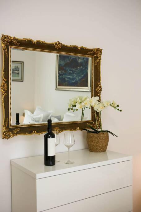 New & Luxury Apartment Tony Split Buitenkant foto