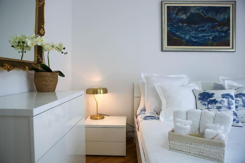 New & Luxury Apartment Tony Split Buitenkant foto